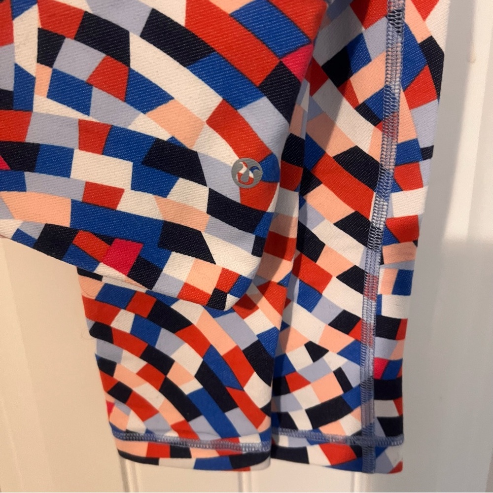 Lululemon Athletica Red and Blue Leggings with Geometric Design - Picture 2 of 4